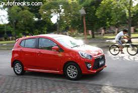 Malaysia's cheapest car gives a modern identity that best represents the new younger generation. Test Drive Review Perodua Axia 1 0 Advance Autofreaks Com