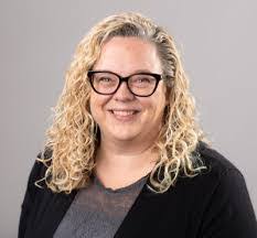 Amanda Degroot's Instagram, Twitter & Facebook