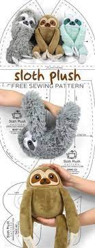 Fold the wings in half, then using the pattern markings. Faultier Freebook Mit Stickdatei Sloth Plush Sewing Stuffed Animals Sewing Projects