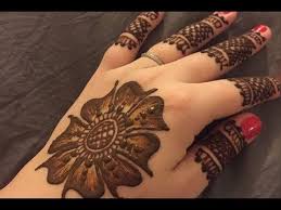 When it comes to mehndi designs, the experts have the same view. Super Easy Simple And Beautiful Goltikki Mehndi Design Youtube Henna Tattoo Designs Henna Designs Easy Henna Designs Hand