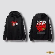 Awalnya seni beladiri itu diperkenalkan oleh orang indonesia bernama ahmad drajat atau biasa dipanggil aa boxer. Silat Store Jaket Hoodie Pencak Silat Dengan Desain Yang