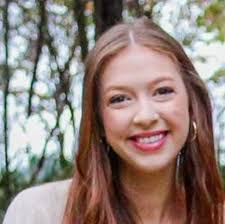 Erin Holcomb's Instagram, Twitter & Facebook