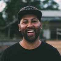 Luke Bracken's Instagram, Twitter & Facebook