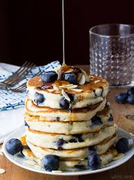 12 Gorgeous Pancake Recipes That Might Just Get You Out Of Bed Almond Pancakes Greek Yogurt Recipes Yogurt Recipes