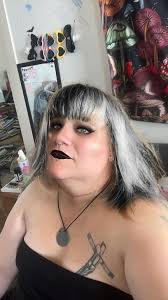 I ate 17 cheeseburgers and was crowned shieldmaiden queen at the local  festival ❤️