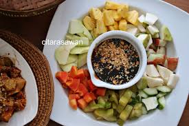 Rahsia kuah kacang mak yang paling sedap | peanut sauce recipe. Rojak Buah Kuah Petis Yang Sangat Sedap Resepi Terbaik