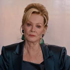 Kendall Crane's Instagram, Twitter & Facebook