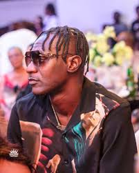 I love R2bees, I love Dopenation, I pray we can make the group vibe in the  game stand strong to inspire the new ones coming. 🎶🎶🎶