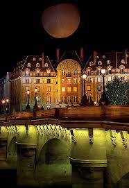 Pont Neuf Paris I Want To Go See This Place One Day Please Check Out My Website Thanks Www Photopix Co Nz Places Around The World Places Beautiful Places