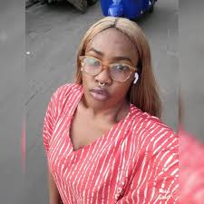 Aaaaaa 😀😀😀 Suad, Sia Savage en Ashmao Kamara After all the wahala en  gbas-gbos, guess what? Den don turn friends again ihn tan Lek natin nor be  happy between den sef 😀😀