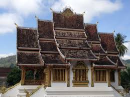 However, the heat is a good reason to err on the side of 'dark'. Luang Prabang Die Schonste Stadt In Sudostasien Misses Backpack