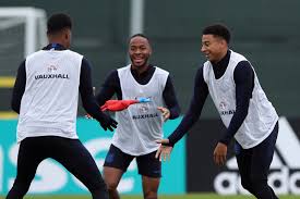 Inglaterra se aferra a una solidez atrás que le ha hecho encajar un total de cero goles en tres partidos, mientras que su ataque es poco más que un desierto alemania llega al duelo de octavos habiendo mostrado varias caras distintas en lo que va del torneo. Mundial 2018 Rusia Solo 7 Jugadores Habian Nacido En La Ultima Semifinal De Inglaterra En Un Mundial Marca Claro Mexico