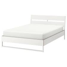 Pin Op Bed Lina