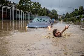 Der wettertrend für die schweiz: Interview Das War Das Kind In Mir So Der Unwetter Schwimmer Der Luzern Verblufft