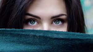 Because of this, hazel eye color is very sensitive to the environment, and can appear to change color depending on the quality of light, the colors you're wearing, or the eye makeup you have on. Rarest Hair And Eye Color Combination Simplemost