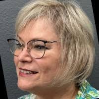 Kathryn Yoder's Instagram, Twitter & Facebook