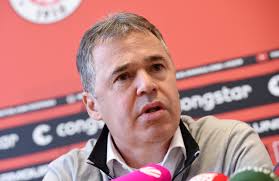 Michael Menz (@MenzMichael)