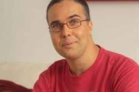 Longe da TV, Flavio Silvino faz 46 anos e quer esquecer tempo de ator