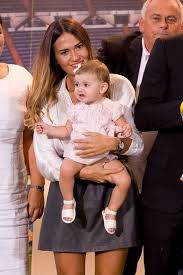 Check out this biography to know about her childhood, family, love life and fun facts about her. Gareth Bale Photostream Gareth Bale Estadio Santiago Bernabeu Luis Suarez