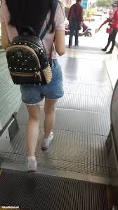 Chinese dickflash and cumshot to skirt - ThisVid.com