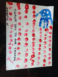 Celebrate memorial day when we honor those who have died serving in the military with one of these cute memorial day crafts and engaging memorial day activities. Memorial Day Craft For Toddlers Labor Day Crafts Memorial Day Activities Easy Toddler Crafts