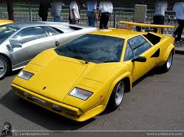 A Bright Yellow Lamborghini Countach Lp400 S Note This Is A 1980 Model And It Still Looks Magnificent Lamborghini Countach Lamborghini Super Cars