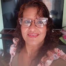 Aurea Vargas's Instagram, Twitter & Facebook