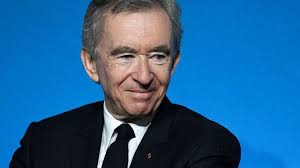 Le montant cumulé de la fortune professionnelle des 500 personnes les plus riches de france représente plus de 700 milliards d'euros. Les Plus Grandes Fortunes De France Viennent Du Secteur Du Luxe L Express L Expansion