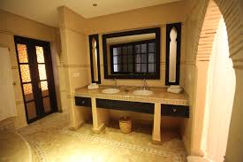 Waschtische waschbecken von villeroy boch entdecken mehr stauraum in der werkstatt. Luxus Suite Agadir Riad Dar Haven Your Haven Of Calm Comfort Laid Back Luxury