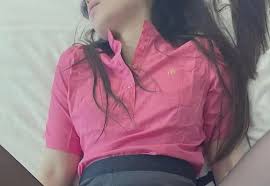 中国麦当劳惨遭情色化！性感正妹照被疯传，网黄穿制服拍AV