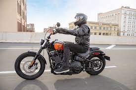 Taking the opposite route is the fat boy 114, with. Harley Davidson Softail Street Bob Modelljahr 2021 Bike Bildergalerie