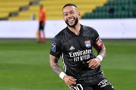Barcelona have been talking to memphis depay since january, with his contract at lyon to expire at the end of june. Memphis Depay Follows Kevin De Bruyne S Lead To Finally Seal Barcelona Deal Without Agent Mirror Online
