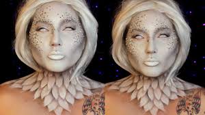 Maybe you would like to learn more about one of these? 15 Classic Halloween Makeup Tutorials With A Special Effects Twist