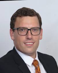 Bill McNabb (Wayne, PA) Former chairman and chief executive officer of  Vanguard Steve Camahort (San Francisco, CA) Co-Chair of G