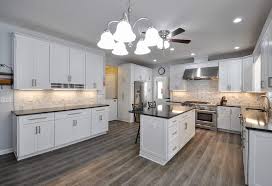 White Thermofoil Kitchen Cabinets Reico Kitchen Bath White Kitchen Design Kitchen Remodel Kitchen Design