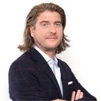 Richard Endean's Instagram, Twitter & Facebook