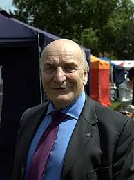 File:Hanwell Carnival 2011 Stephen Pelham Pound 4128.jpeg