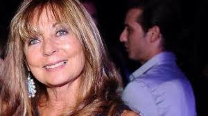 Carole Winter's Instagram, Twitter & Facebook