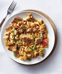 Beef Stroganoff Over Egg Noodles Began In Early 19th Century Russia By Count Pavel Aleksandrovich Stroganoff With Beef Stroganoff Beef Recipes Egg Noodles
