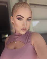 Candace Mosley 💋 (@candiesmakeup) • Instagram photos and videos