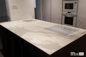 Las encimeras de cocina más modernas hoy en día están hechas de materiales inusuales. Que Encimera Elijo En Mi Proxima Reforma Integral