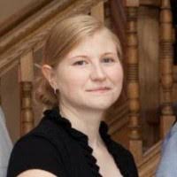 Amanda Bergen's Instagram, Twitter & Facebook