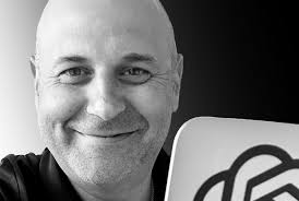 „Tief im KI-Kaninchenbau“ Daniel Doege zurück im Agenturgeschäft