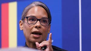 2 people found dead in Chapel Hill home