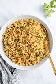 Garlic Butter Quinoa {Only 5 Ingredients!} | Quinoa Recipes | Simply ...