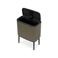 This will help you to sort your recycling every time you go to your bin. Brabantia Bo Touch Bin 36l Platinum 01902