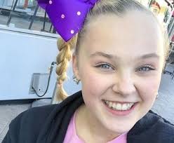 This information about her height sent people (myself included) into a tizzy. Jojo Siwa Height Weight Age Bio Net Worth Boyfriend Family Affair