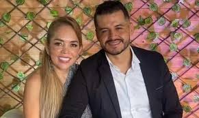 EN FOTOS: Como si fuera el papá, novio de Sandra Barrios festejó el  cumpleaños de los hijos de Jessi Uribe