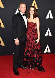 Full sized photo of daniel craig rachel weisz work out before rehearsal 01 | photo 2953530. Daniel Craig Rachel Weisz Enjoy Date Night In Nyc See Pics Hollywood Life