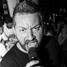 Parata di big per la cena spettacolo al Cosmopolitan a favore dei bambini  vittime del terremoto